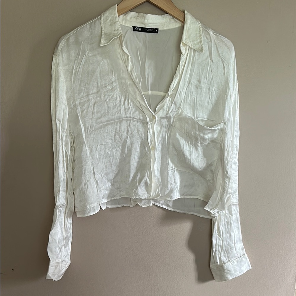 Zara Cream Button Down Crop Shirt with Notched Collar
